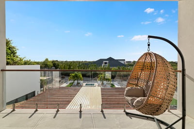 Luxury Villa Photo #15