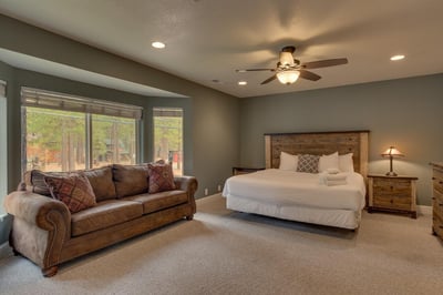 Luxury Villa Photo #18