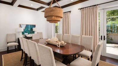 Luxury Villa Photo #18