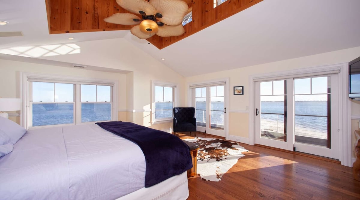 Shinnecock Bay Beach House Quogue, New York Rental Escapes