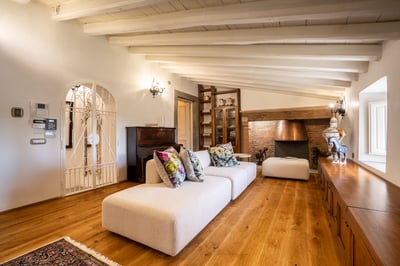 Luxury Villa Photo #22
