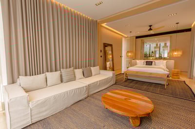 Luxury Villa Photo #29