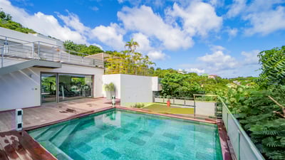 Luxury Villa Photo #25