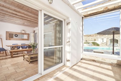 Luxury Villa Photo #16