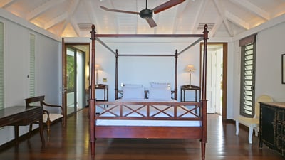 Luxury Villa Photo #32