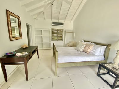 Luxury Villa Photo #49