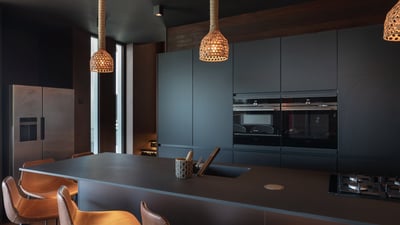 Kitchen & Dining Area