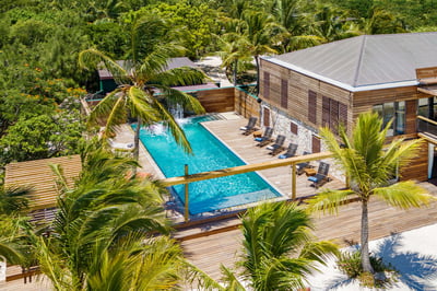 Luxury Villa Photo #3