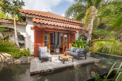 Luxury Villa Photo #2