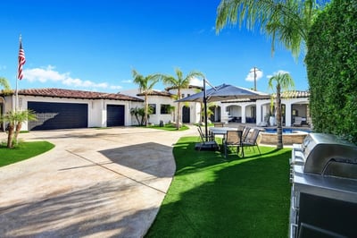 Luxury Villa Photo #5