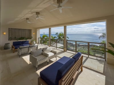 Luxury Villa Photo #28