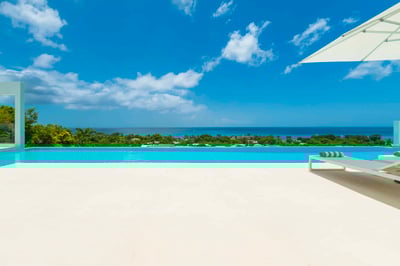 Luxury Villa Photo #5