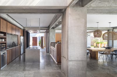 Luxury Villa Photo #38