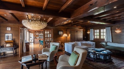 Luxury Villa Photo #24