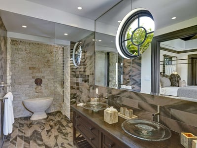 Luxury Villa Photo #30