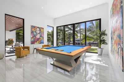 Luxury Villa Photo #30