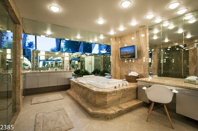 Luxury Villa Photo #26