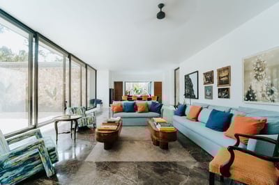 Luxury Villa Photo #18