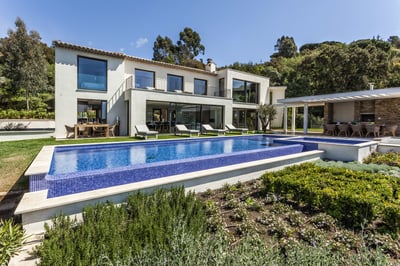 Luxury Villa Photo #2