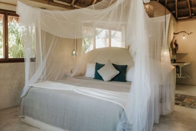 Luxury Villa Photo #13