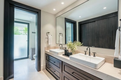 Luxury Villa Photo #48