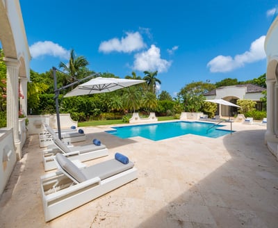 Luxury Villa Photo #6