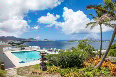 Luxury Villa Photo #3