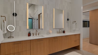 Primary ensuite on upper level