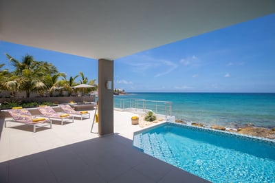 Luxury Villa Photo #12