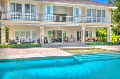 Luxury Villa Photo #5