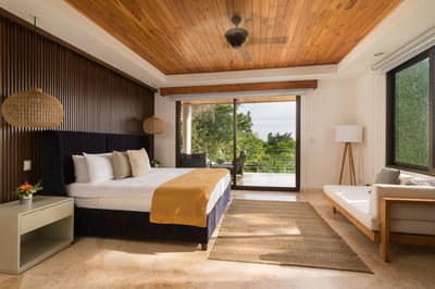 Luxury Villa Photo #38