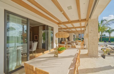 Luxury Villa Photo #11