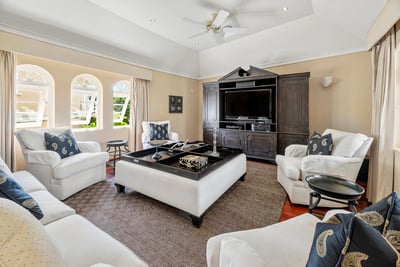 Luxury Villa Photo #5