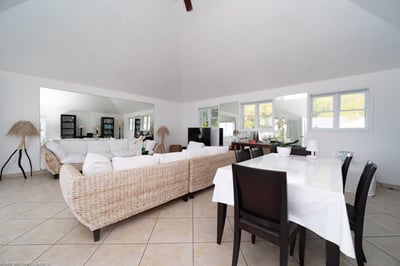 Living & Dining Area