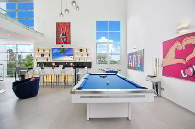 Luxury Villa Photo #30