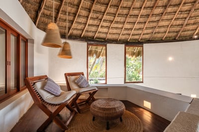 Luxury Villa Photo #14