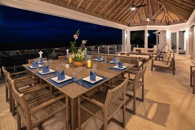 Luxury Villa Photo #8