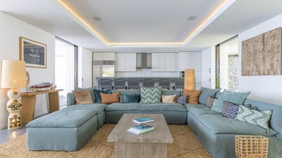 Luxury Villa Photo #29