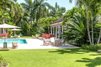 Luxury Villa Photo #4