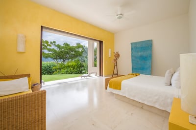 Luxury Villa Photo #45