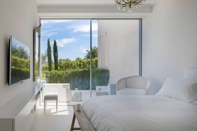 Luxury Villa Photo #17