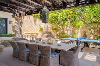 Luxury Villa Photo #14