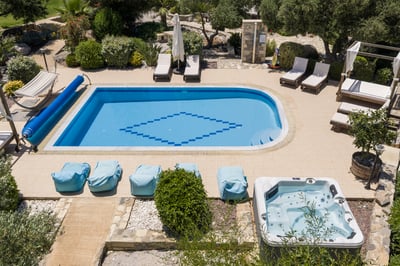 Luxury Villa Photo #4
