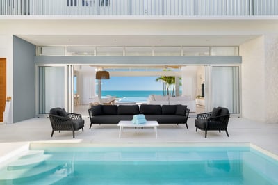 Luxury Villa Photo #15