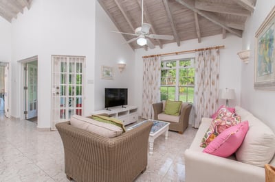 Luxury Villa Photo #40