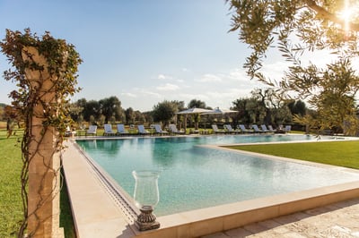 Luxury Villa Photo #3