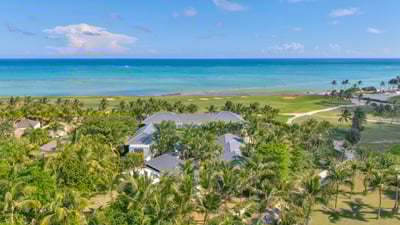 Luxury Villa Photo #7