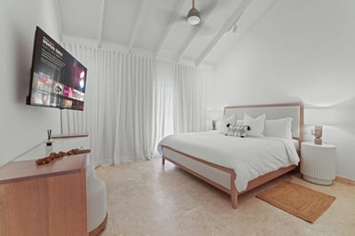 Luxury Villa Photo #31