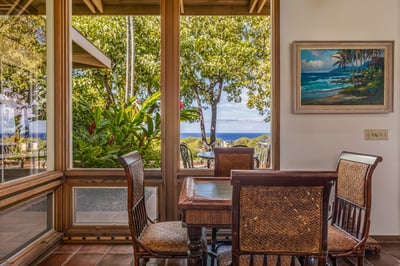 Luxury Villa Photo #16