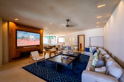 Luxury Villa Photo #35
